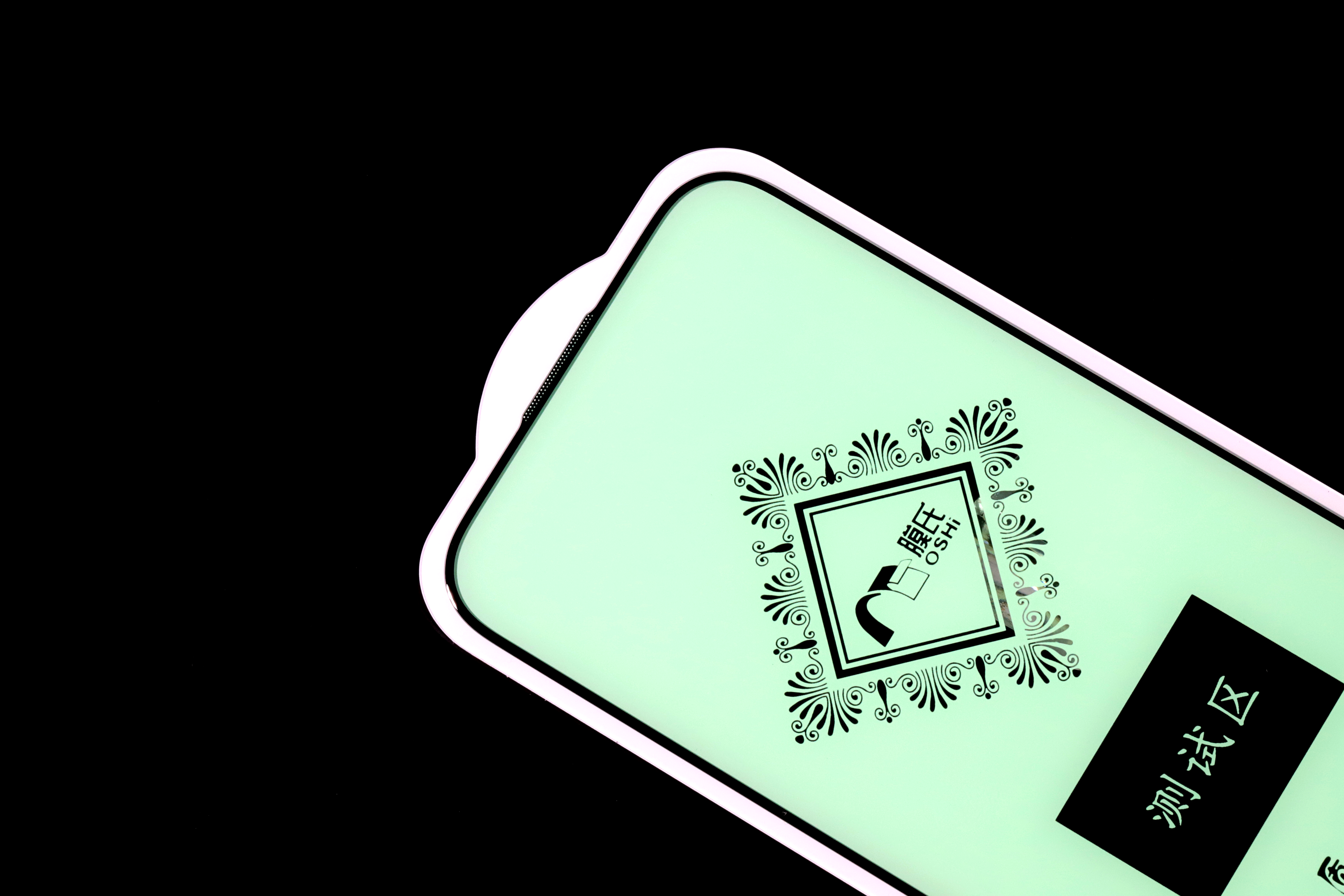 iPhone15Prolght-cpst-4